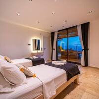 Villa Azde — 92