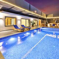 Villa Summery — 1