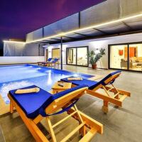 Villa Summery — 2