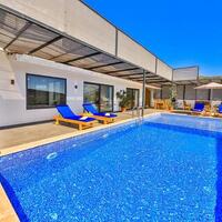 Villa Summery — 4