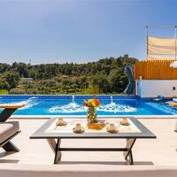 Villa Amber Uno — 12