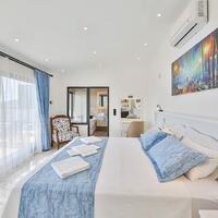 Villa Summery — 48