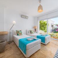 Villa Beyza — 24