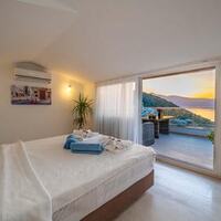 Villa Angel — 36