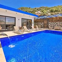 Villa Cancan — 4