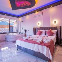 Villa Monica 2 — 2