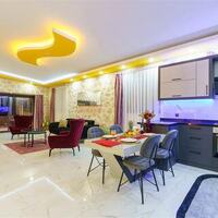 Villa Mira Queen — 37