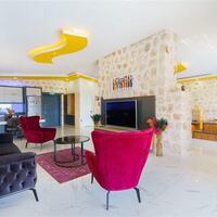 Villa Mira Queen — 39