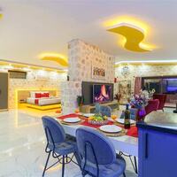 Villa Mira Queen — 43