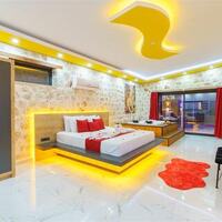 Villa Mira Queen — 49
