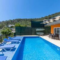 Villa Heves — 3