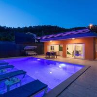 Villa Heves — 8