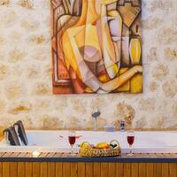 Villa Mira Queen — 65
