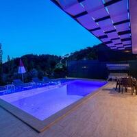 Villa Heves — 11