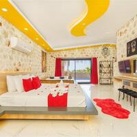 Villa Mira Queen — 69