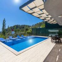 Villa Heves — 19
