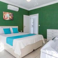 Villa Heves — 22