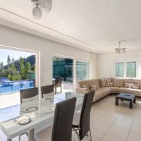 Villa Heves — 28