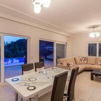 Villa Heves — 53