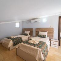 Villa Baynur — 40
