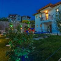 Villa Daphne — 3