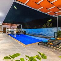 Villa Neon — 10