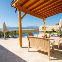 Villa Topaz — 18