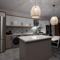 Villa Neon — 22