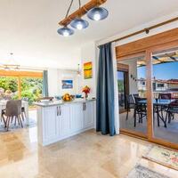 Villa Daphne — 38