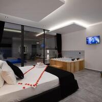 Villa Neon — 27
