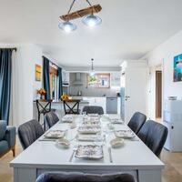 Villa Daphne — 51