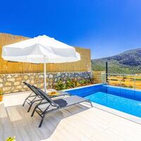Villa Lambuka — 8