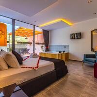 Villa Neon — 57