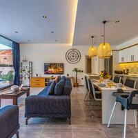 Villa Neon — 73