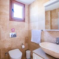 Villa Daphne — 84