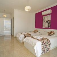 Villa Oscar — 50