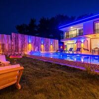Villa Pine Garden — 1
