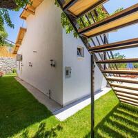 Villa Belis — 3