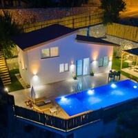 Villa Belis — 15