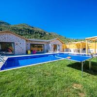 Villa Ediz — 84