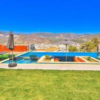 Villa Glass House — 7