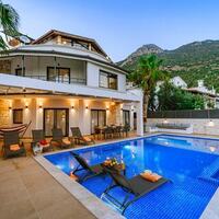 Villa Sare — 4