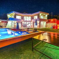 Villa Glass House — 42