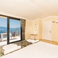 Villa Kral — 102
