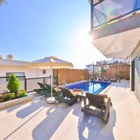 Villa Parle — 8