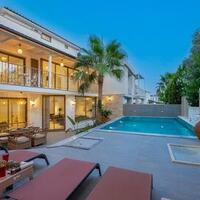 Villa Orange — 1
