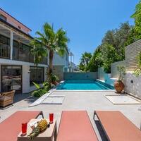 Villa Orange — 2