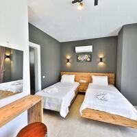 Villa Luvi — 16