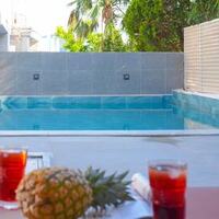 Villa Orange — 17