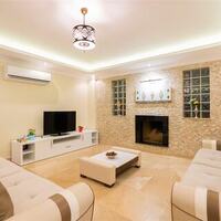 Villa Kral — 111